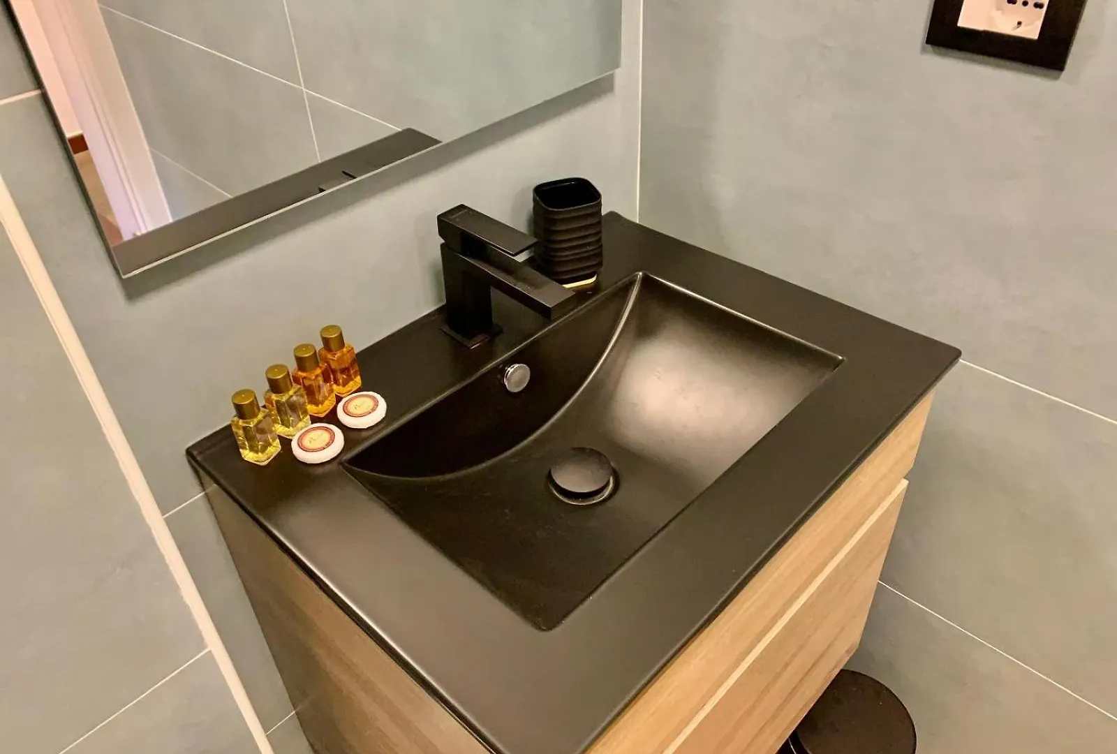 Appartement A Due Passi Dal Colosseo Rome